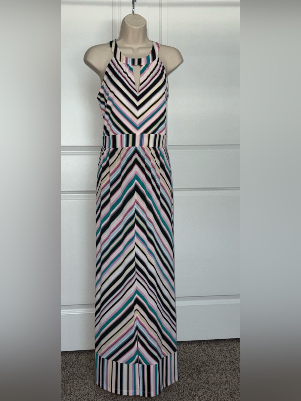 Chevron Striped Halter Maxi Dress in Petite length size Large - Picture 1 of 11